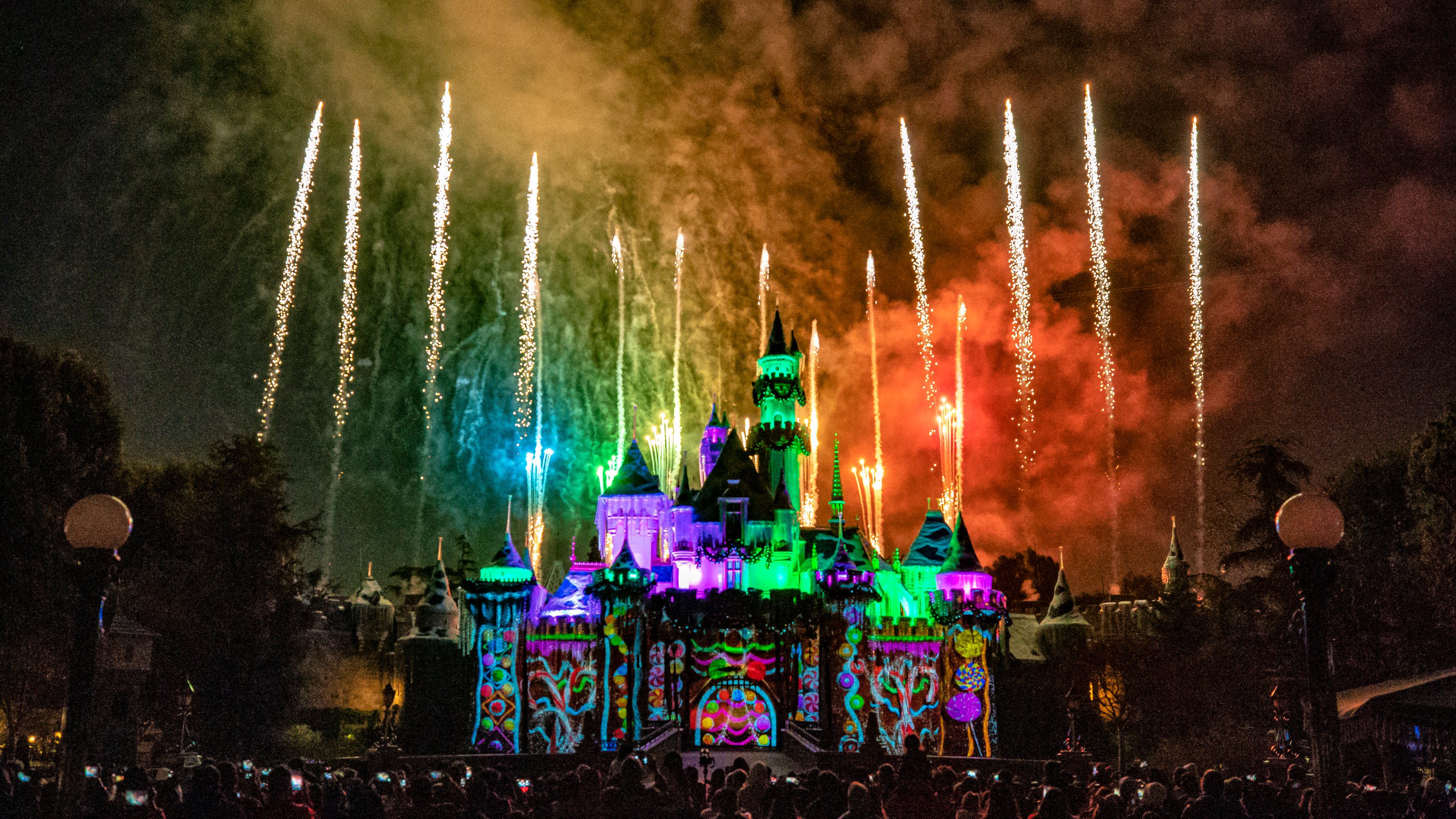 Promoção: Disneyland Resort oferece até 15% de desconto durante temporada de fim de ano