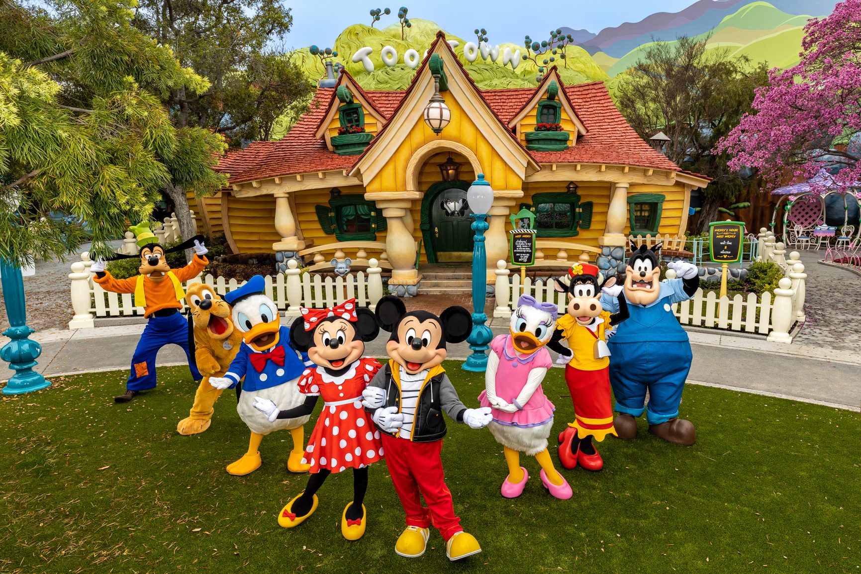 Disney Revela Novidades para Reabertura da “Mickey’s Toontown” no Domingo